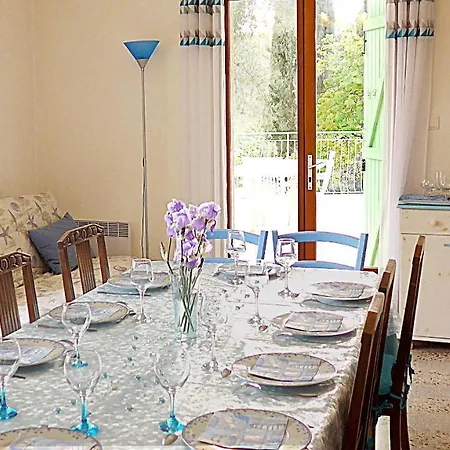 Villa Terre Brulee